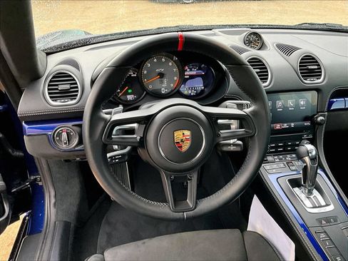Certified 2021 Porsche 718 Cayman GT4 RWD image 15