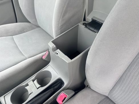 Used 2010 Toyota Corolla FWD image 26