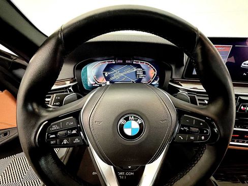 Used 2023 BMW 540i xDrive w/ Premium Package AWD/4WD image 13