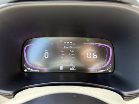 Used 2024 Kia Soul LX FWD image 18