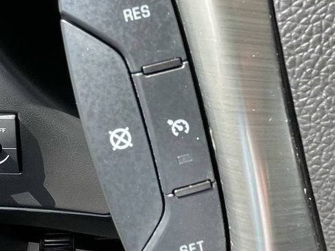 Used 2017 Chevrolet Express 2500 Extended RWD image 18
