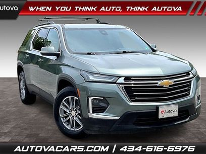 Used 2022 Chevrolet Traverse LT