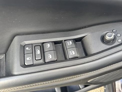 Used 2022 Jeep Grand Cherokee L Limited image 28