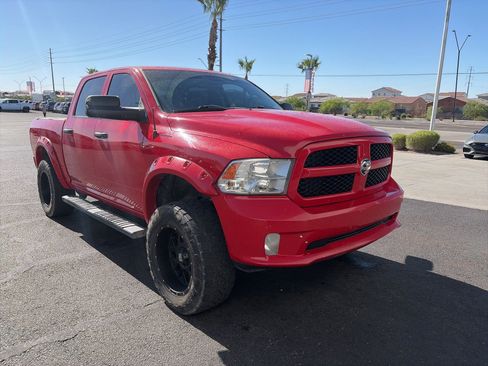 Used 2015 RAM 1500 Express RWD image 7