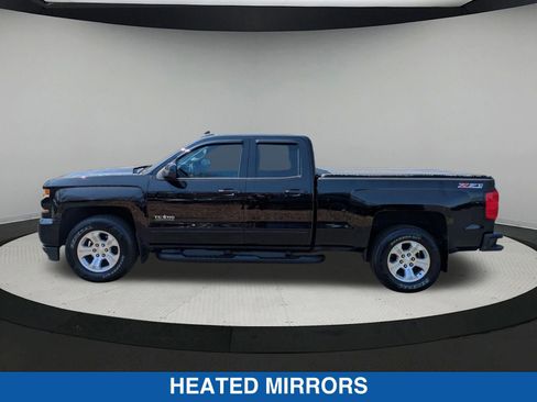 Used 2017 Chevrolet Silverado 1500 LT w/ Texas Edition AWD/4WD image 7