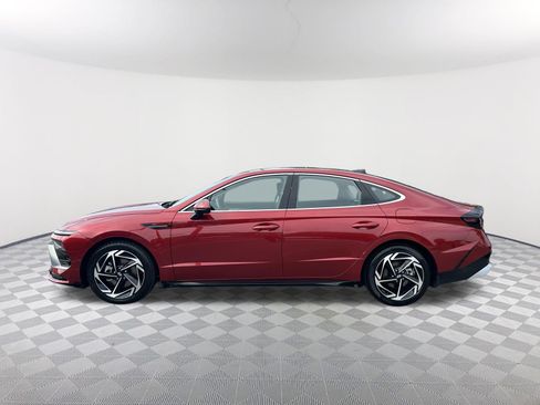 Used 2025 Hyundai Sonata SEL FWD image 8