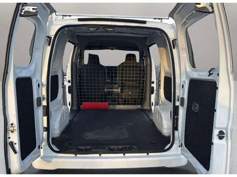 Used 2016 Nissan NV200 SV w/ Exterior Appearance Package image 11