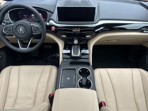 Used 2025 Acura MDX SH-AWD w/ Technology Package image 10