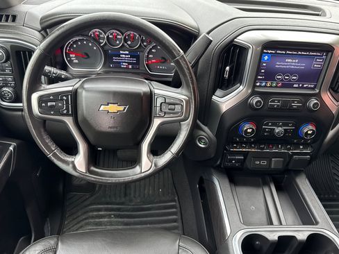 Used 2019 Chevrolet Silverado 1500 LTZ w/ LTZ Convenience Package image 18