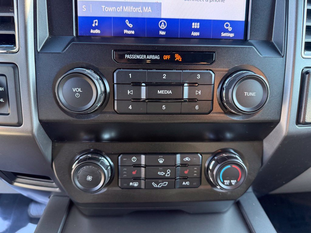 Used 2020 Ford F150 XLT w/ Equipment Group 302A Luxury AWD/4WD image 28