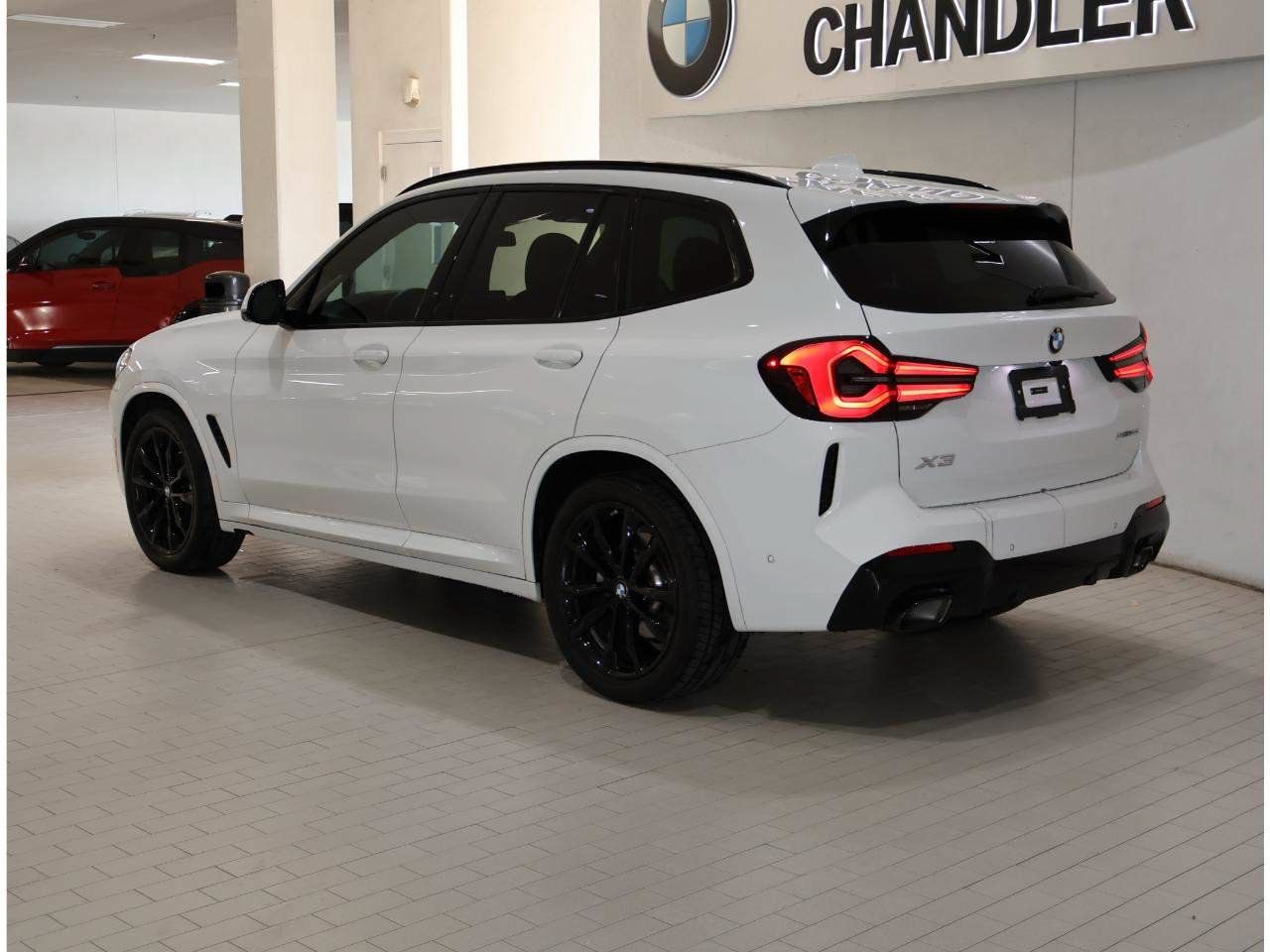 Used 2024 BMW X3 sDrive30i w/ Premium Package RWD image 5