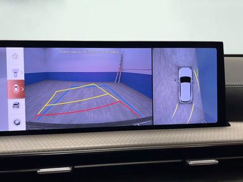 Used 2025 Genesis GV80 3.5T Prestige image 22