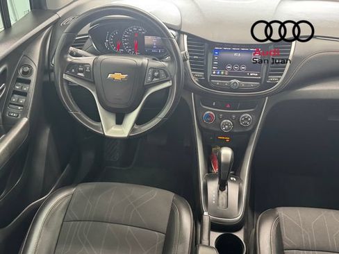 Used 2020 Chevrolet Trax LT w/ Driver Confidence Package FWD image 24