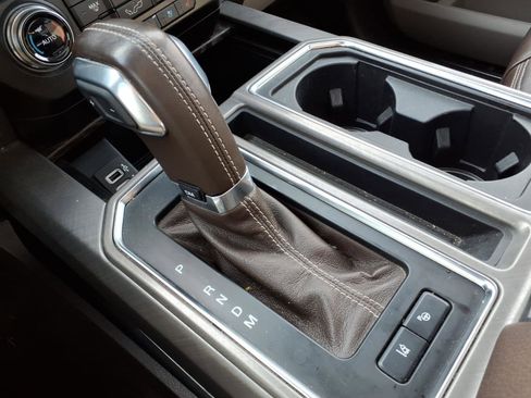 Used 2020 Ford F150 Limited w/ Trailer Tow Package image 11