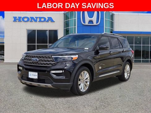 Used 2023 Ford Explorer King Ranch w/ Technology Package RWD image 7
