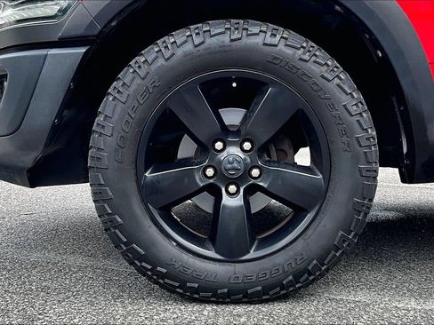Used 2019 RAM 1500 Warlock RWD image 32