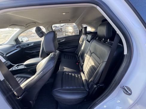 Certified 2024 Ford Edge SEL w/ Convenience Package image 15