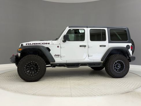 Used 2018 Jeep Wrangler Unlimited Rubicon AWD/4WD image 2