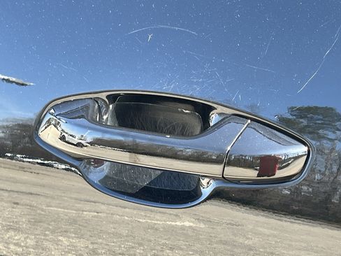 Used 2023 Kia Seltos LX image 31