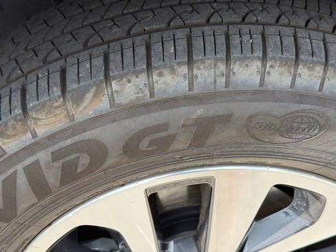 Used 2025 Subaru Outback Premium AWD/4WD image 41