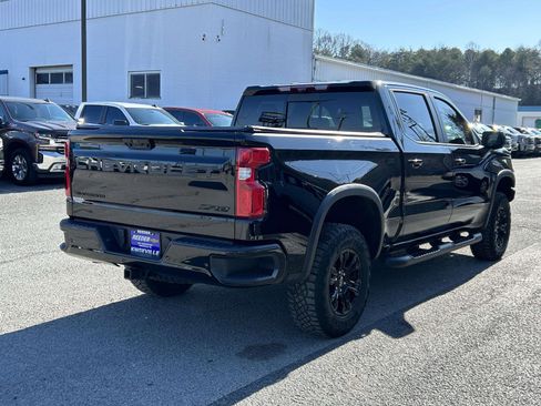 Used 2024 Chevrolet Silverado 1500 ZR2 w/ Technology Package image 3