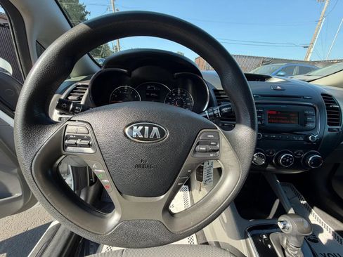 Used 2018 Kia Forte LX FWD image 18