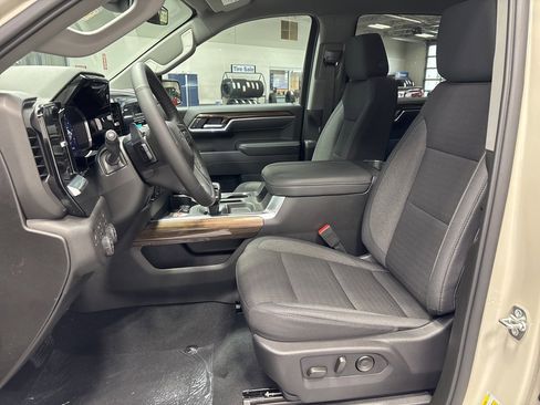 New 2026 Chevrolet Silverado 1500 RST image 9