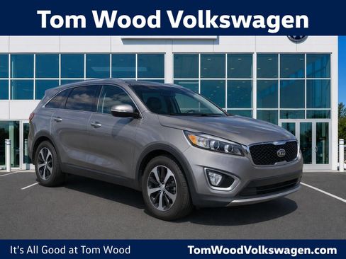 Used 2016 Kia Sorento EX w/ EX Touring Package FWD image 1
