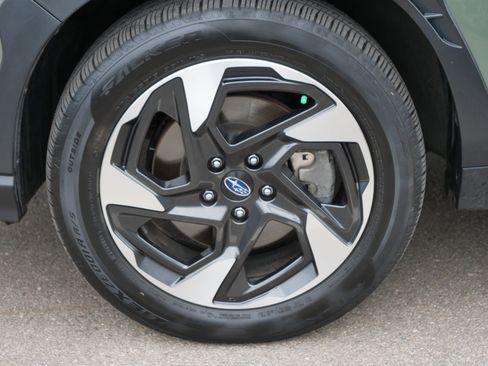 Used 2024 Subaru Crosstrek 2.5i Limited AWD/4WD image 15