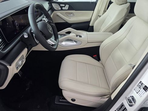 New 2026 Mercedes-Benz GLS 450 4MATIC image 5