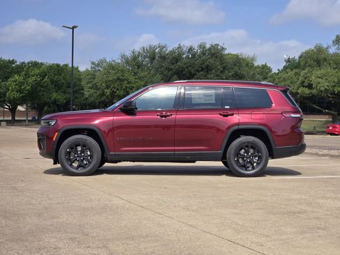 New 2026 Jeep Grand Cherokee L 4WD image 3