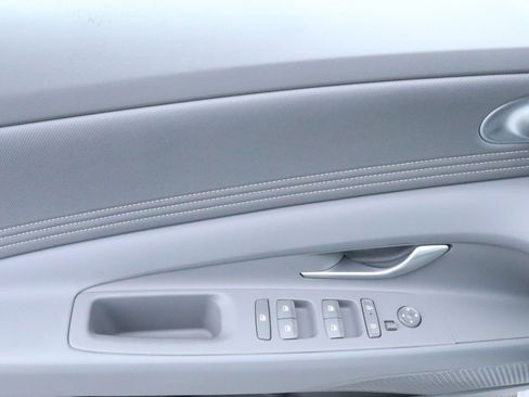 New 2026 Hyundai Elantra SEL Sport image 22