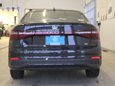 New 2026 Volkswagen Jetta SE image 9