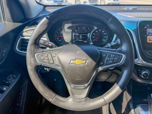 Used 2018 Chevrolet Equinox Premier FWD image 8