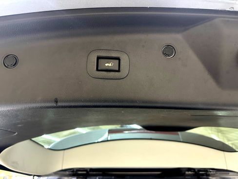 Used 2018 Nissan Armada SL w/ Moonroof Package image 15