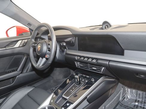 Used 2025 Porsche 911 Carrera RWD image 67