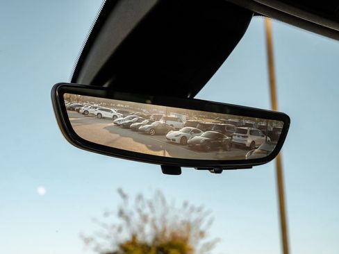 Used 2022 GMC Sierra 3500 Denali w/ Denali Black Diamond Edition image 24