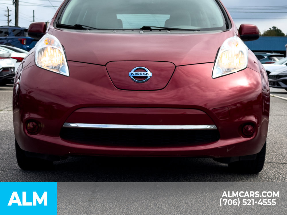 Used 2015 Nissan Leaf SV FWD image 5