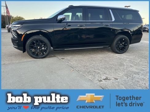 New 2026 Chevrolet Suburban Premier image 1
