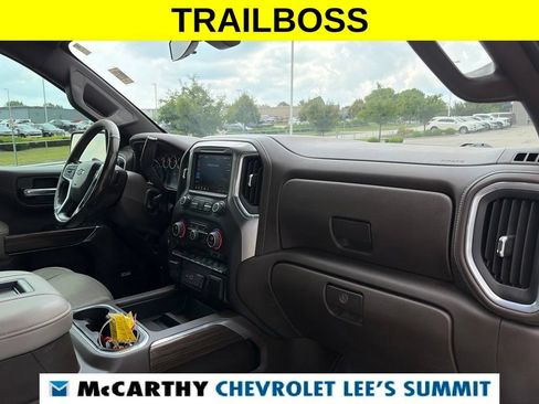 Used 2022 Chevrolet Silverado 1500 LT Trail Boss w/ Convenience Package II AWD/4WD image 26