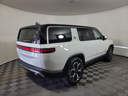 Used 2024 Rivian R1S Adventure AWD/4WD image 5