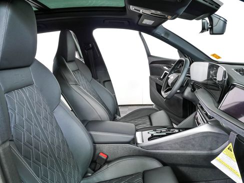 New 2026 Audi SQ5 Premium Plus AWD/4WD image 24
