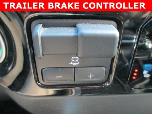 Certified 2022 Chevrolet Silverado 1500 LT Trail Boss w/ Convenience Package II image 25