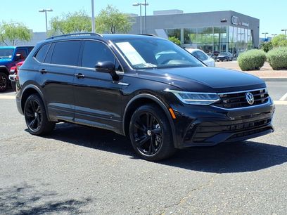 Certified 2023 Volkswagen Tiguan SE R-Line