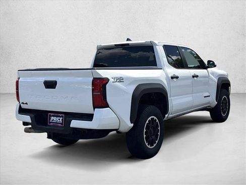 Used 2024 Toyota Tacoma TRD Off-Road AWD/4WD image 5