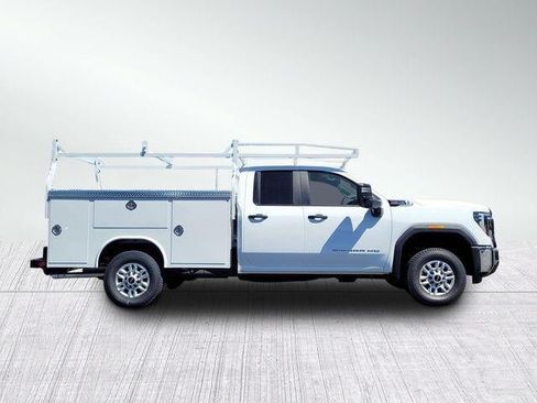 New 2026 GMC Sierra 2500 Pro w/ Convenience Package RWD image 3