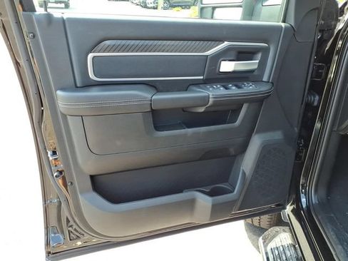 New 2026 RAM 2500 Big Horn AWD/4WD image 16