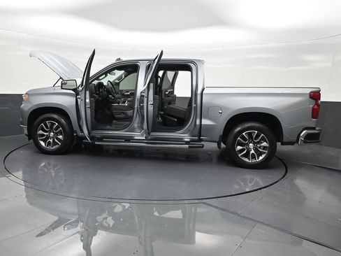 Used 2024 Chevrolet Silverado 1500 LT RWD image 37