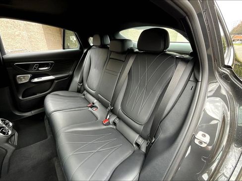 New 2025 Mercedes-Benz GLC 63 AMG S image 10
