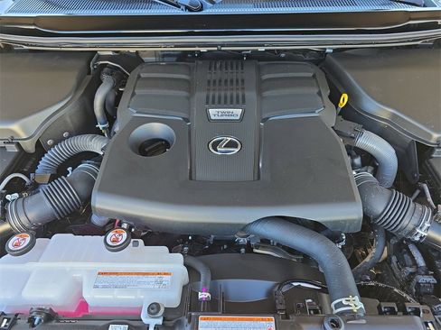 Used 2025 Lexus GX 550 image 35